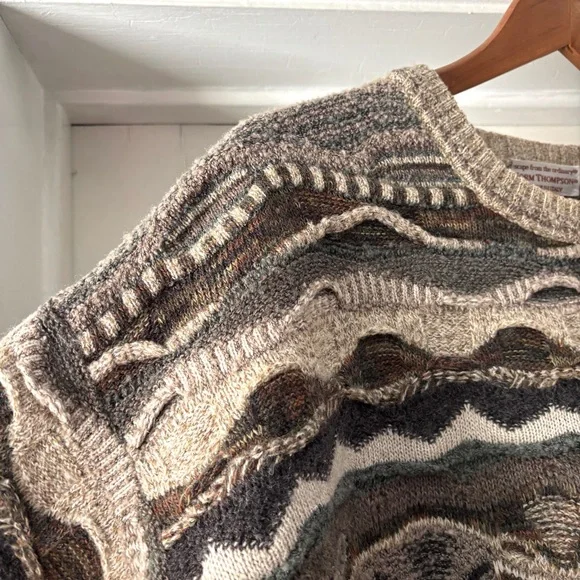 Norm Thompson Vintage Sweater Mens Textured Coogi Style Brown Medium - Picture 2 of 13